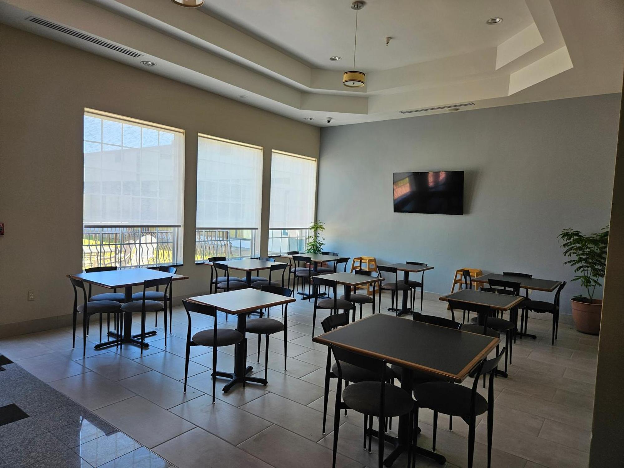 Quality Inn & Suites Greenville I-65 מראה חיצוני תמונה