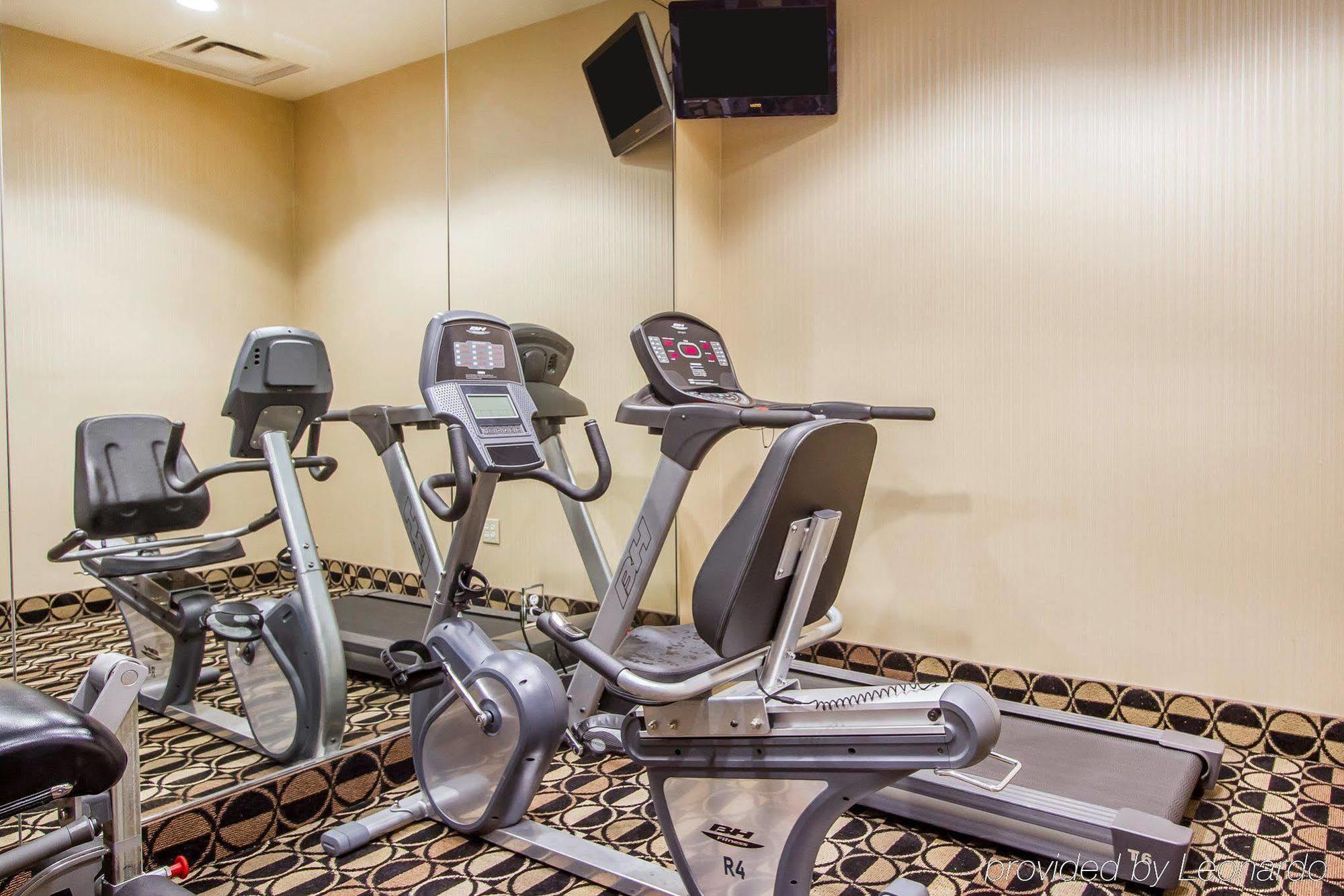Quality Inn & Suites Greenville I-65 מראה חיצוני תמונה