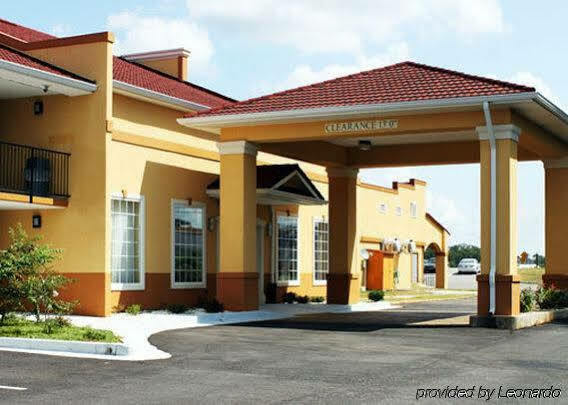 Quality Inn & Suites Greenville I-65 מראה חיצוני תמונה