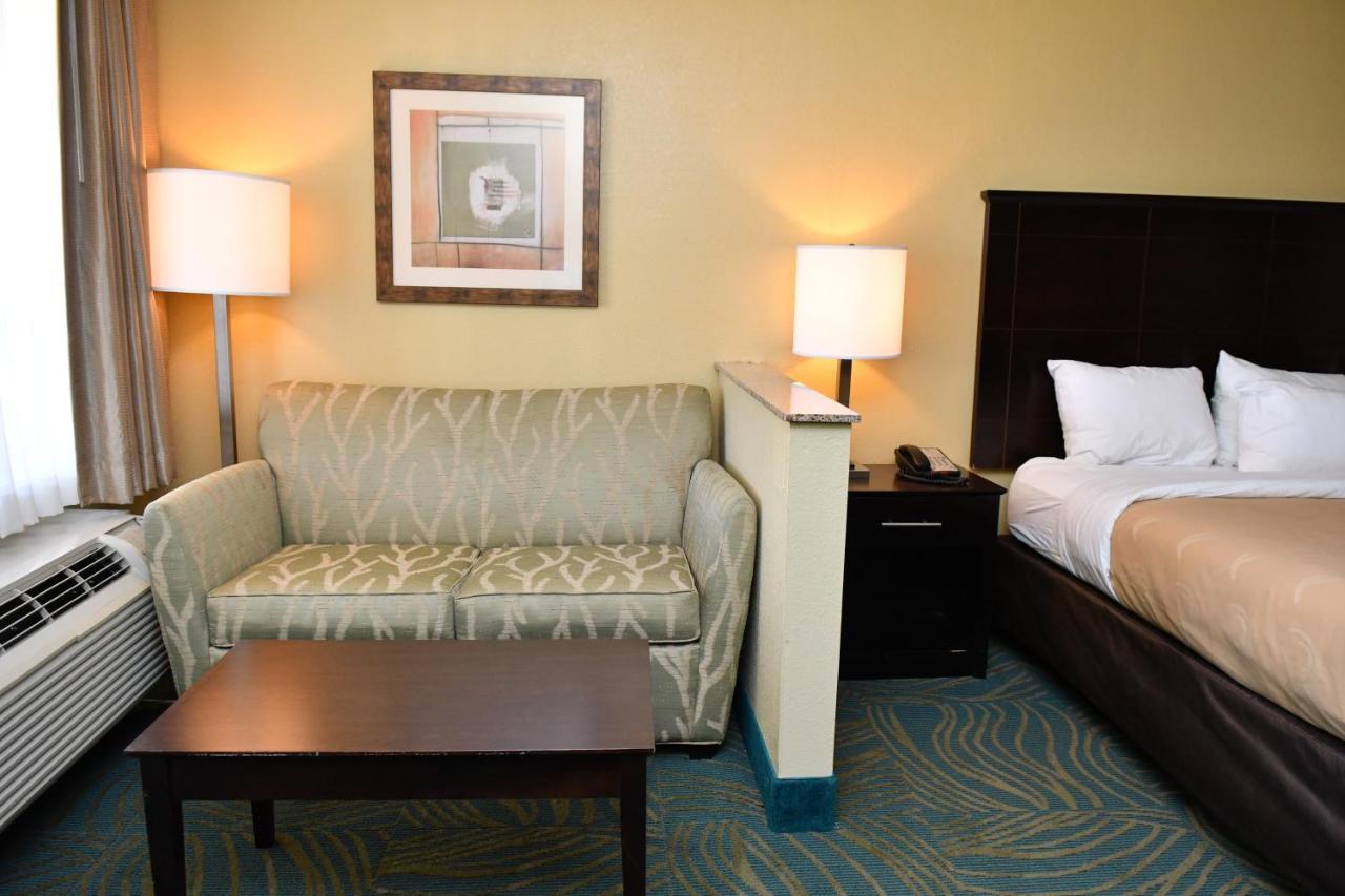 Quality Inn & Suites Greenville I-65 מראה חיצוני תמונה